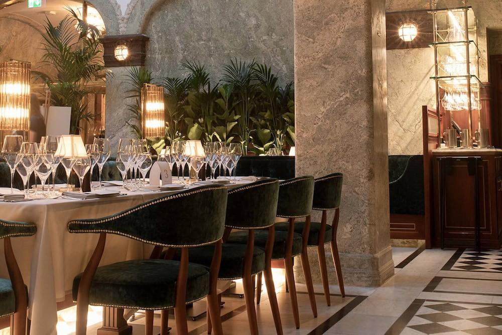 Bank Hotel, A Member Of Small Luxury Hotels Stoccolma Esterno foto Interior of the restaurant