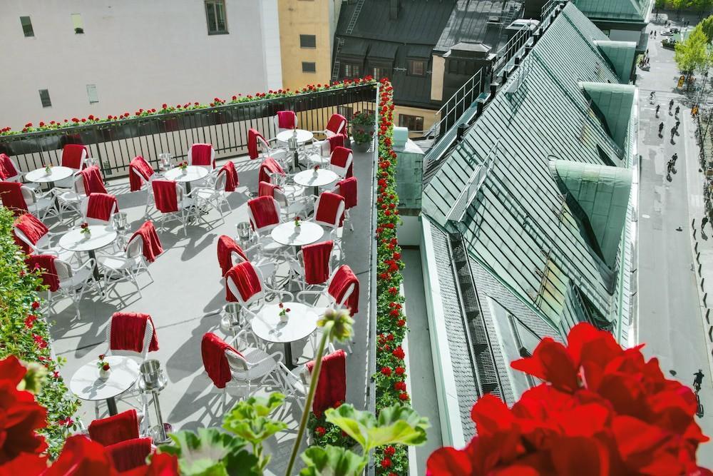 Bank Hotel, A Member Of Small Luxury Hotels Stoccolma Esterno foto The terrace of the restaurant