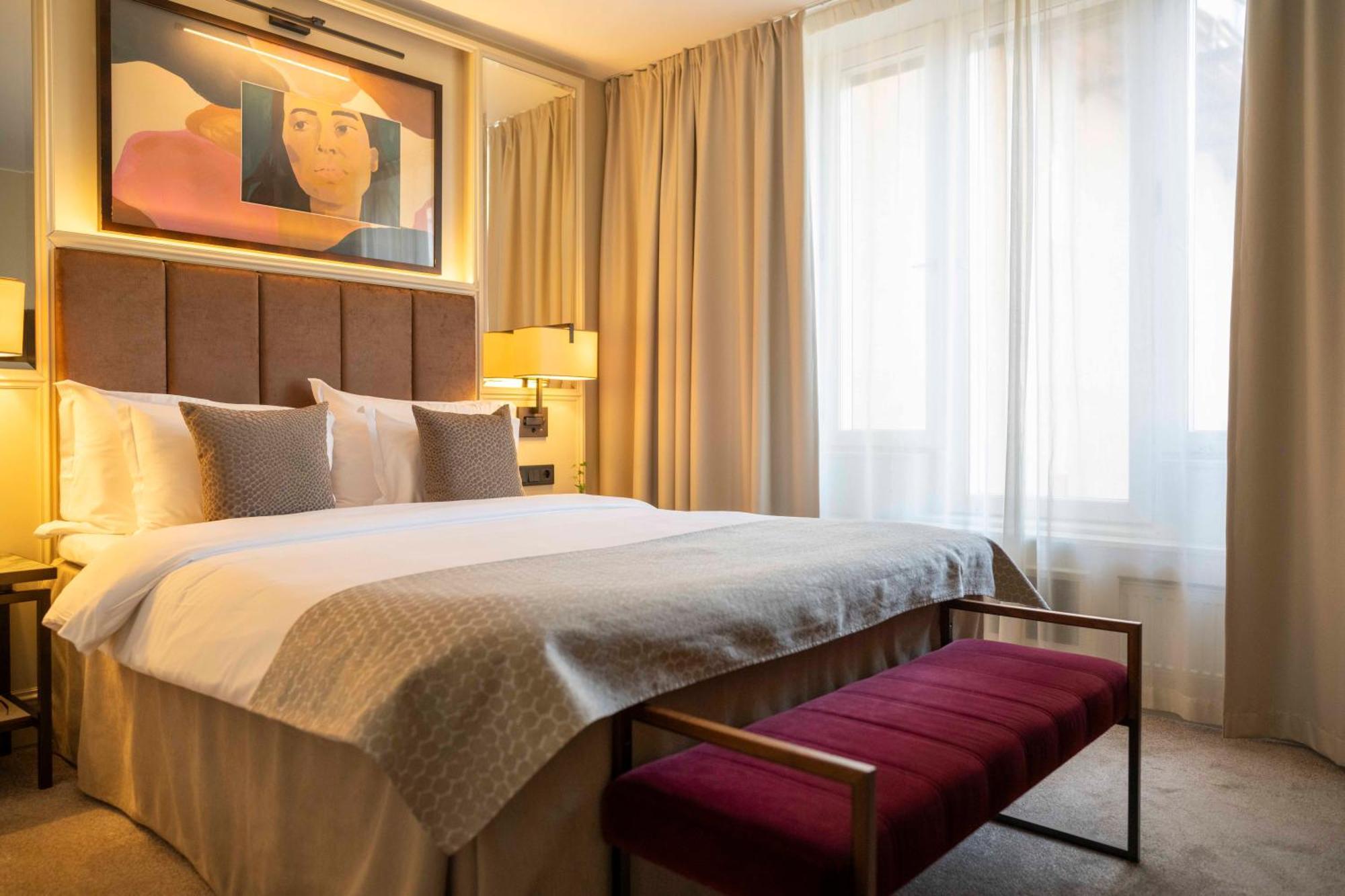 Bank Hotel, A Member Of Small Luxury Hotels Stoccolma Esterno foto A bedroom at the hotel