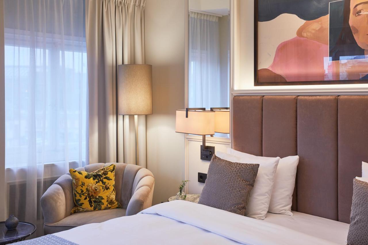 Bank Hotel, A Member Of Small Luxury Hotels Stoccolma Esterno foto A bedroom at the hotel