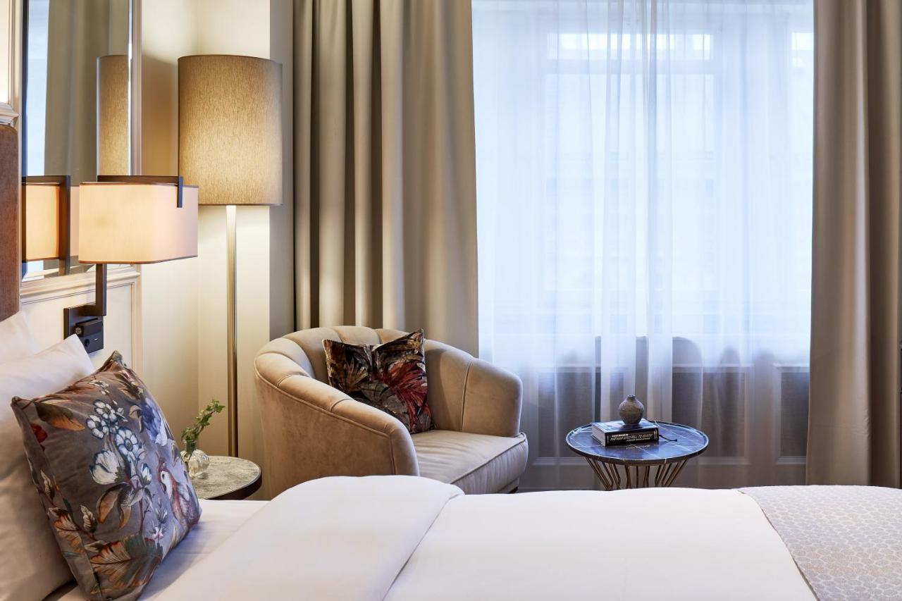 Bank Hotel, A Member Of Small Luxury Hotels Stoccolma Esterno foto A bedroom at the hotel